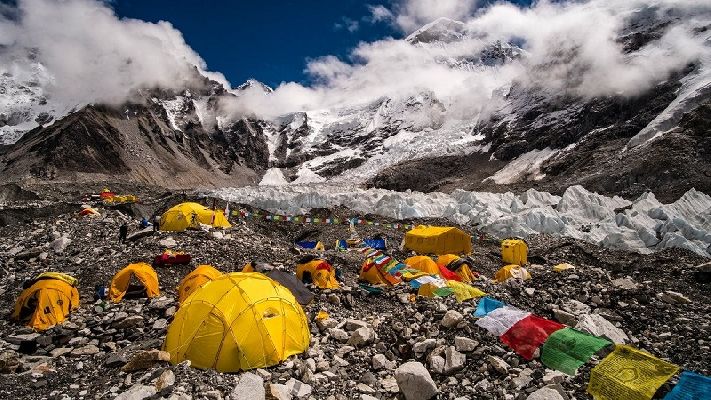 У базовому таборі Евересту зафіксували коронавірус
