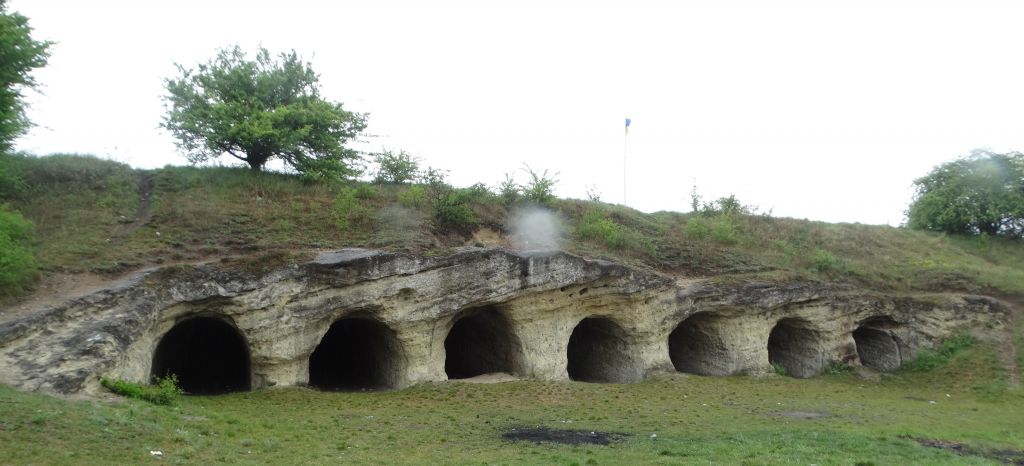 Миколаївські печери: австрійські штольні, святилище